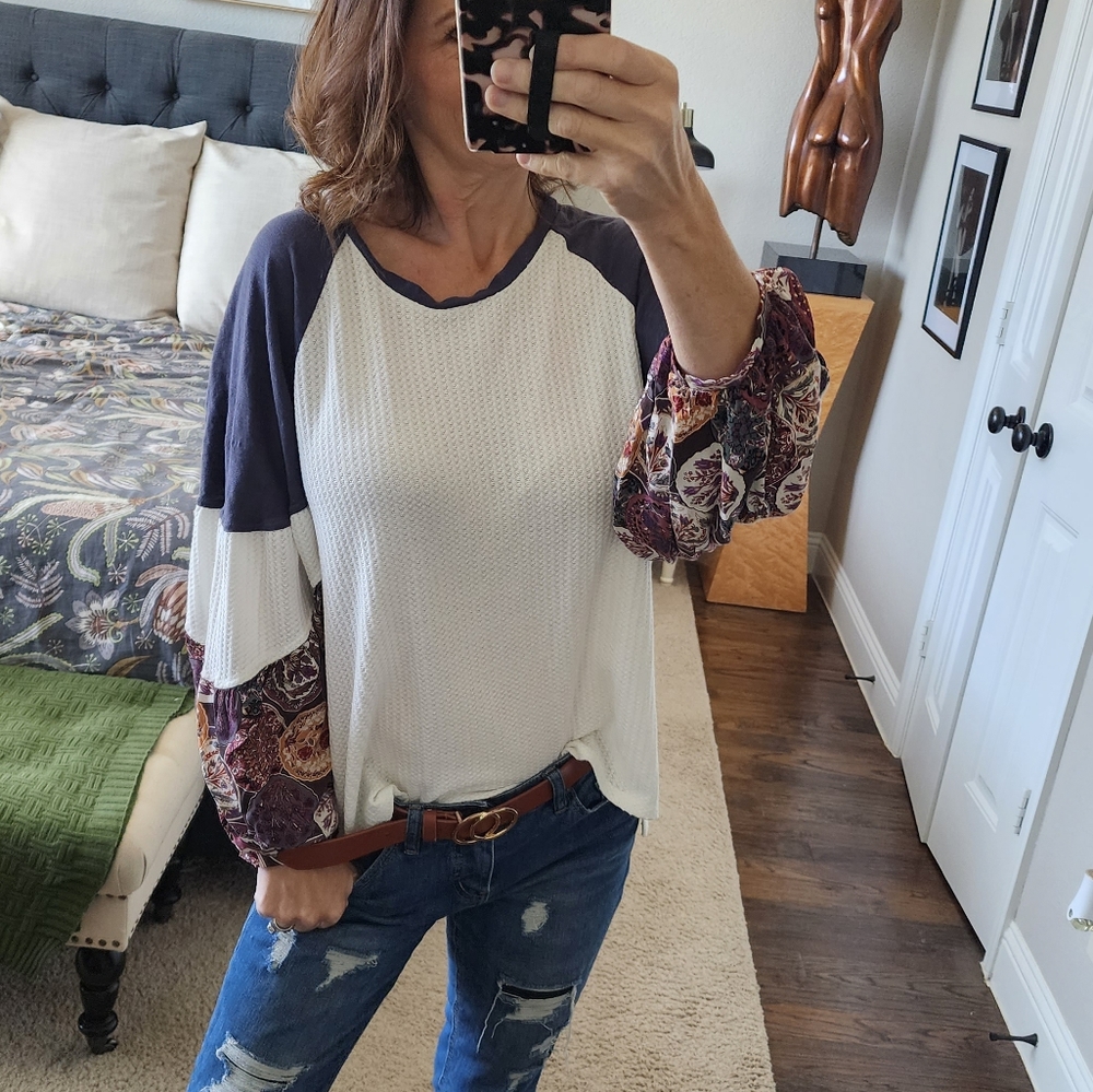 Umgee waffle knit top lantern sleeves MEDIUM